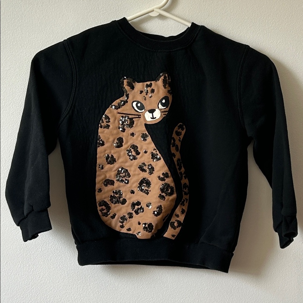 Kids Black Sweatshirt with Leopard Cat Applique Size 4-6